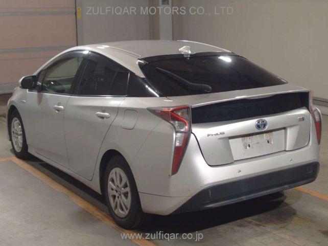 TOYOTA PRIUS 2017 Image 4