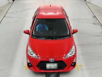 TOYOTA AQUA 2015 Image 7