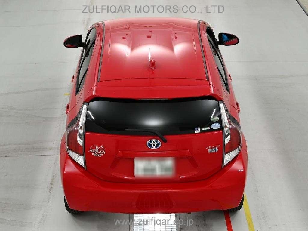 TOYOTA AQUA 2015 Image 8