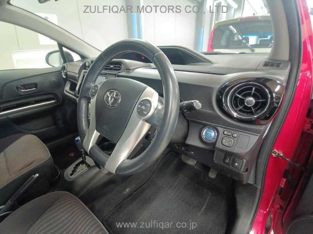 TOYOTA AQUA 2015 Image 9