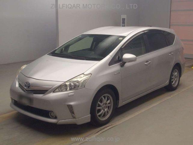 TOYOTA PRIUS ALPHA 2014 Image 1