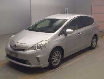 TOYOTA PRIUS ALPHA 2014 Image 1