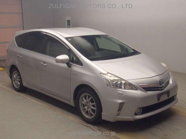 TOYOTA PRIUS ALPHA 2014 Image 3