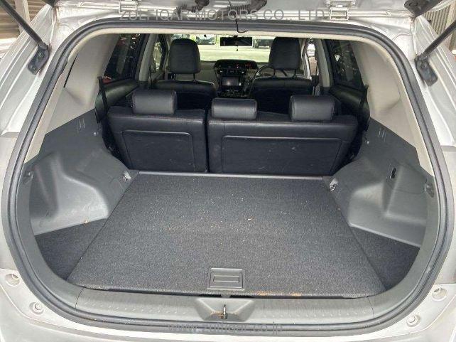 TOYOTA PRIUS ALPHA 2014 Image 7
