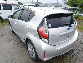 TOYOTA AQUA 2019 Image 4