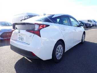 TOYOTA PRIUS 2020 Image 2