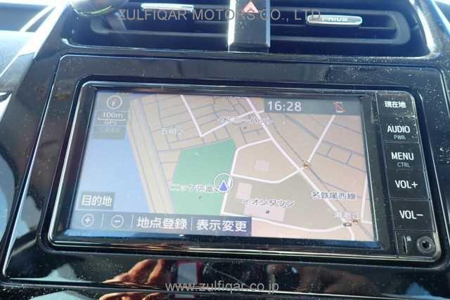 TOYOTA PRIUS 2020 Image 5