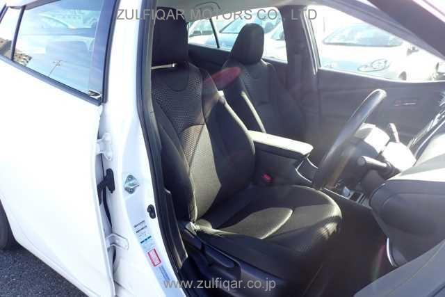 TOYOTA PRIUS 2020 Image 6