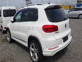 VOLKSWAGEN TIGUAN 2013 Image 3