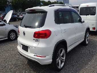 VOLKSWAGEN TIGUAN 2013 Image 4