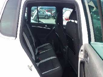 VOLKSWAGEN TIGUAN 2013 Image 10