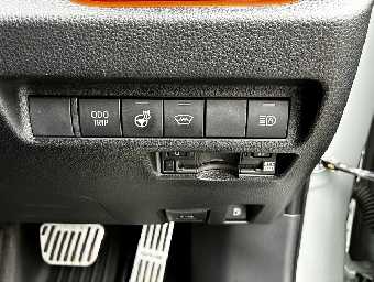 TOYOTA RAV-4 2022 Image 17