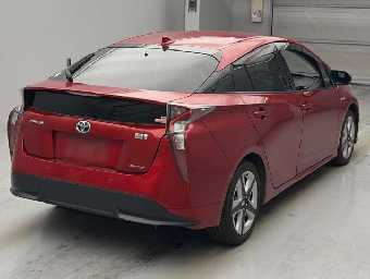 TOYOTA PRIUS 2018 Image 2