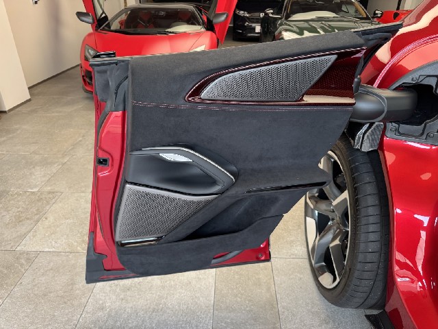 FERRARI PUROSANGUE 2025 Image 30