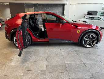 FERRARI PUROSANGUE 2025 Image 10