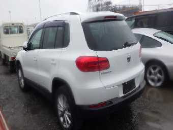VOLKSWAGEN TIGUAN 2014 Image 3
