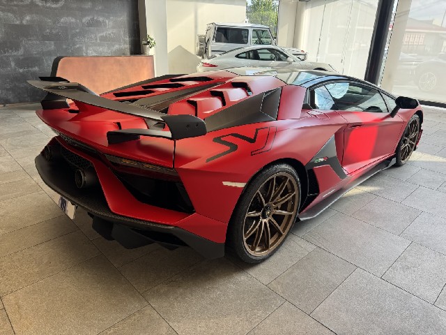 LAMBORGHINI AVENTADOR SVJ 2021 Image 20