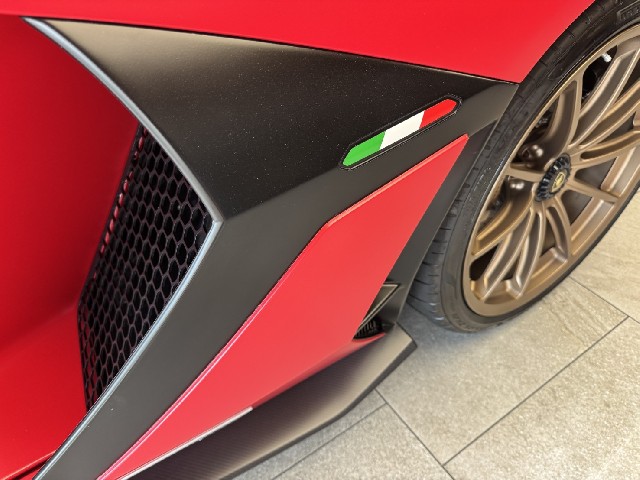 LAMBORGHINI AVENTADOR SVJ 2021 Image 40