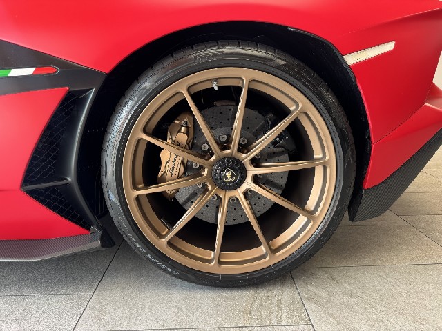 LAMBORGHINI AVENTADOR SVJ 2021 Image 47