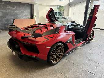 LAMBORGHINI AVENTADOR SVJ 2021 Image 5