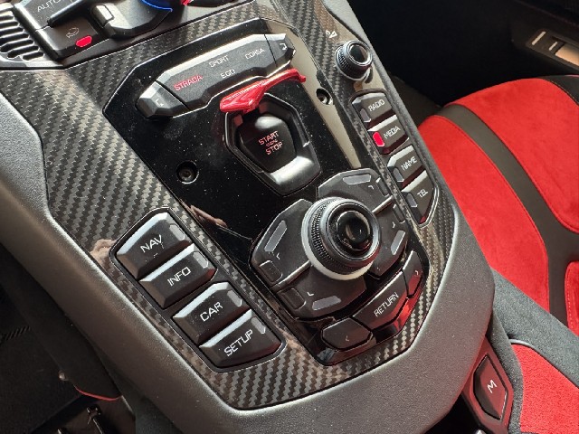 LAMBORGHINI AVENTADOR SVJ 2021 Image 61