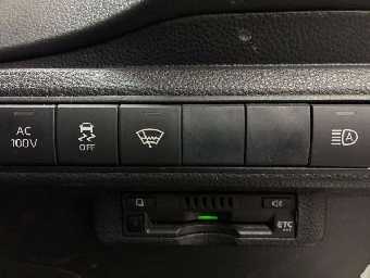 TOYOTA COROLLA WAGON 2021 Image 12