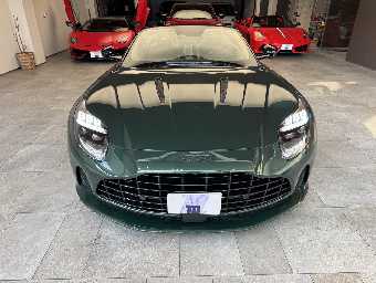 ASTON MARTIN DB12 2024 Image 2