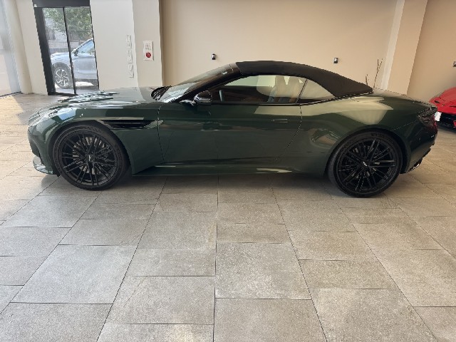 ASTON MARTIN DB12 2024 Image 23