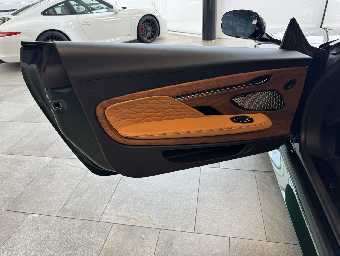 ASTON MARTIN DB12 2024 Image 20