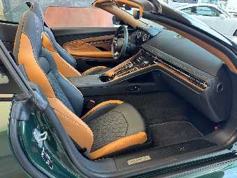 ASTON MARTIN DB12 2024 Image 21
