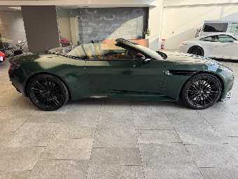 ASTON MARTIN DB12 2024 Image 4