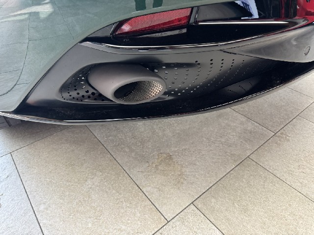 ASTON MARTIN DB12 2024 Image 38
