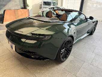 ASTON MARTIN DB12 2024 Image 5