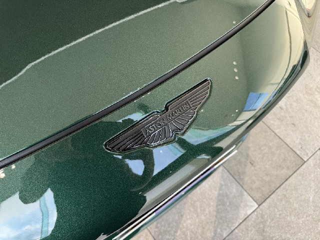 ASTON MARTIN DB12 2024 Image 42