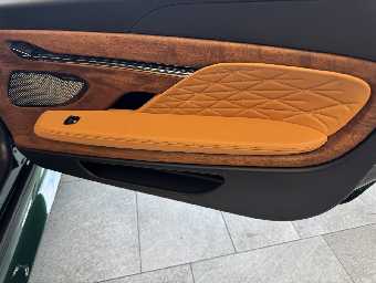 ASTON MARTIN DB12 2024 Image 46