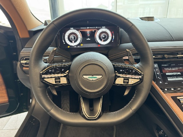 ASTON MARTIN DB12 2024 Image 55