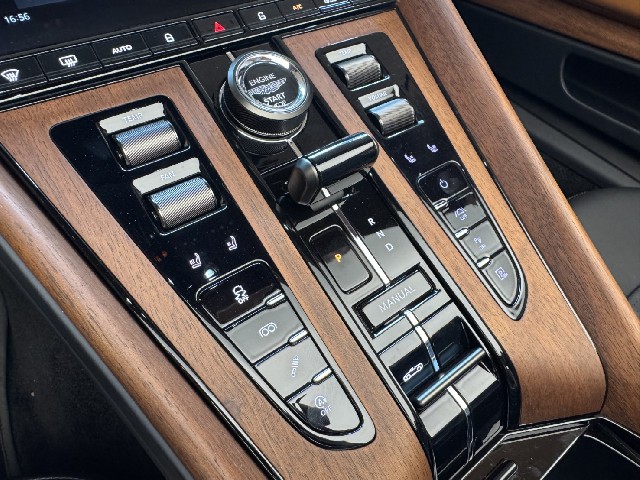 ASTON MARTIN DB12 2024 Image 62