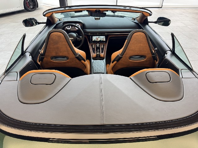 ASTON MARTIN DB12 2024 Image 68