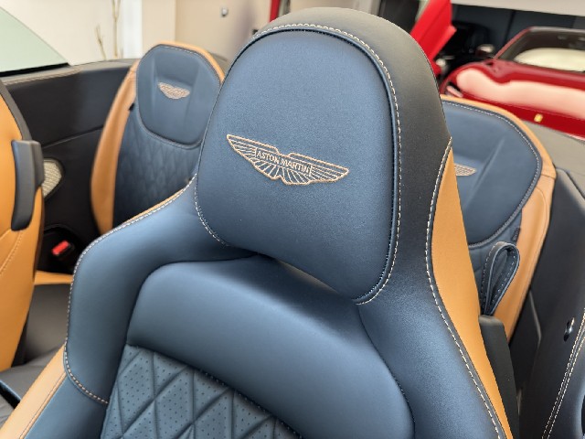 ASTON MARTIN DB12 2024 Image 70