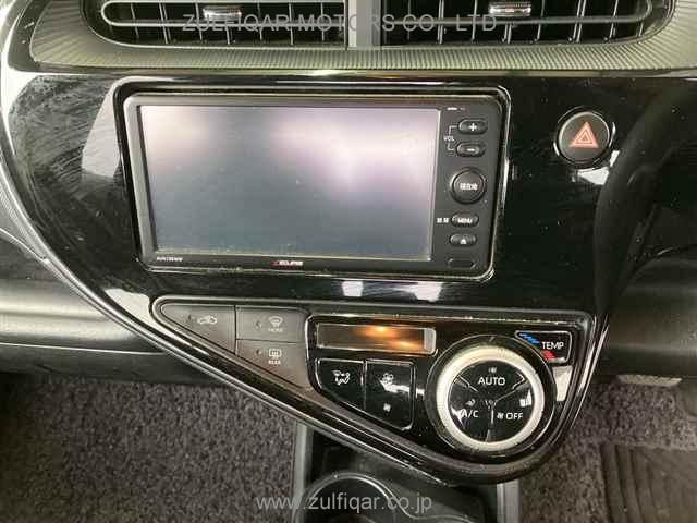 TOYOTA AQUA 2019 Image 6