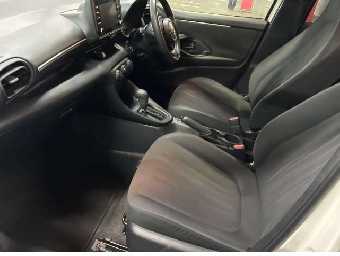 TOYOTA YARIS 2020 Image 13