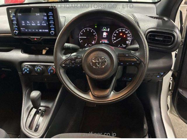 TOYOTA YARIS 2020 Image 9