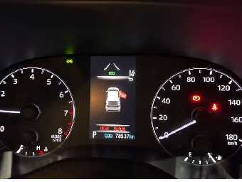 TOYOTA YARIS 2020 Image 10