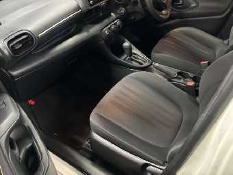 TOYOTA YARIS 2020 Image 13