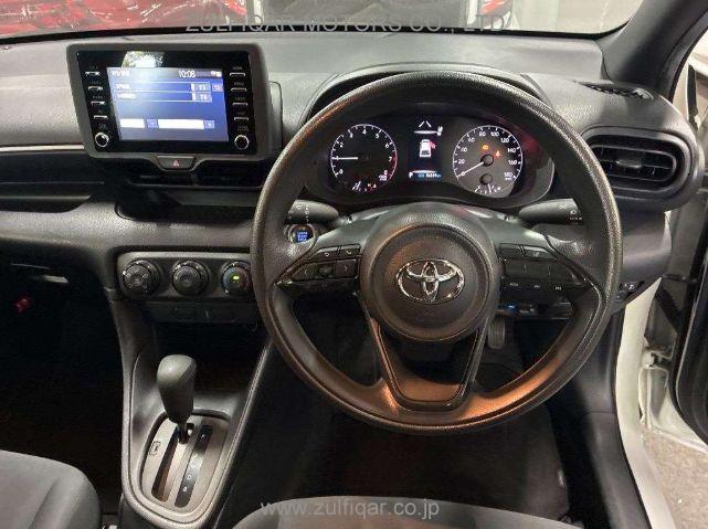 TOYOTA YARIS 2020 Image 9