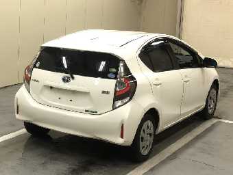 TOYOTA AQUA 2020 Image 4