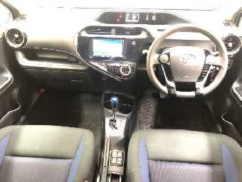 TOYOTA AQUA 2020 Image 5