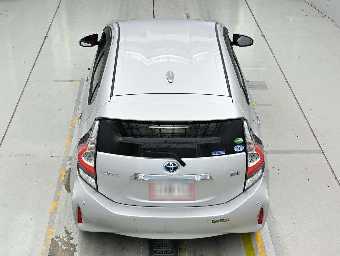 TOYOTA AQUA 2019 Image 8