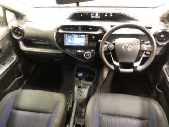 TOYOTA AQUA 2021 Image 5