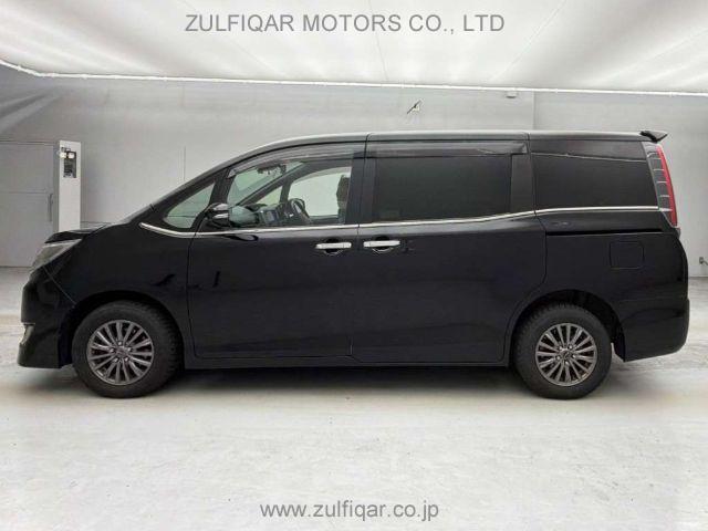 TOYOTA ESQUIRE 2019 Image 5